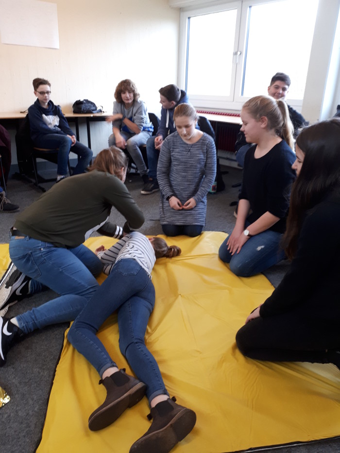 Fit In Erste-Hilfe Gemacht – Gymnasium Brake